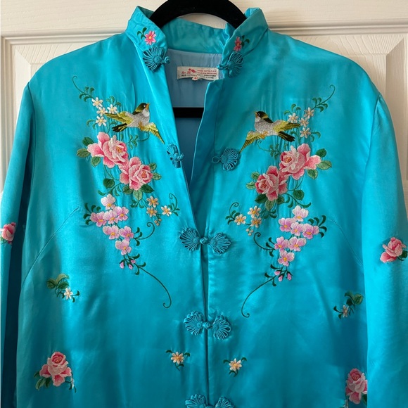 Floral Embroidered Asian Style Coat/Long Tunic - by Red Clouds - Size 40 (Med?) - Picture 3 of 10